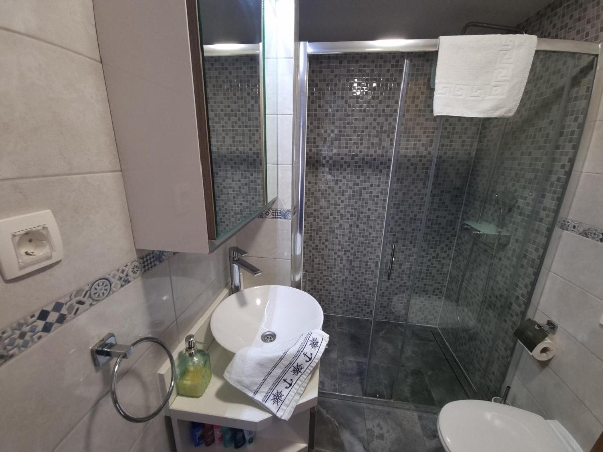Apartment Lela Šibenik Buitenkant foto