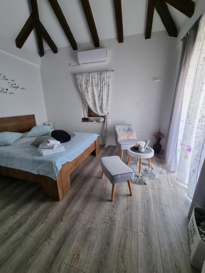 Apartment Lela Šibenik Buitenkant foto