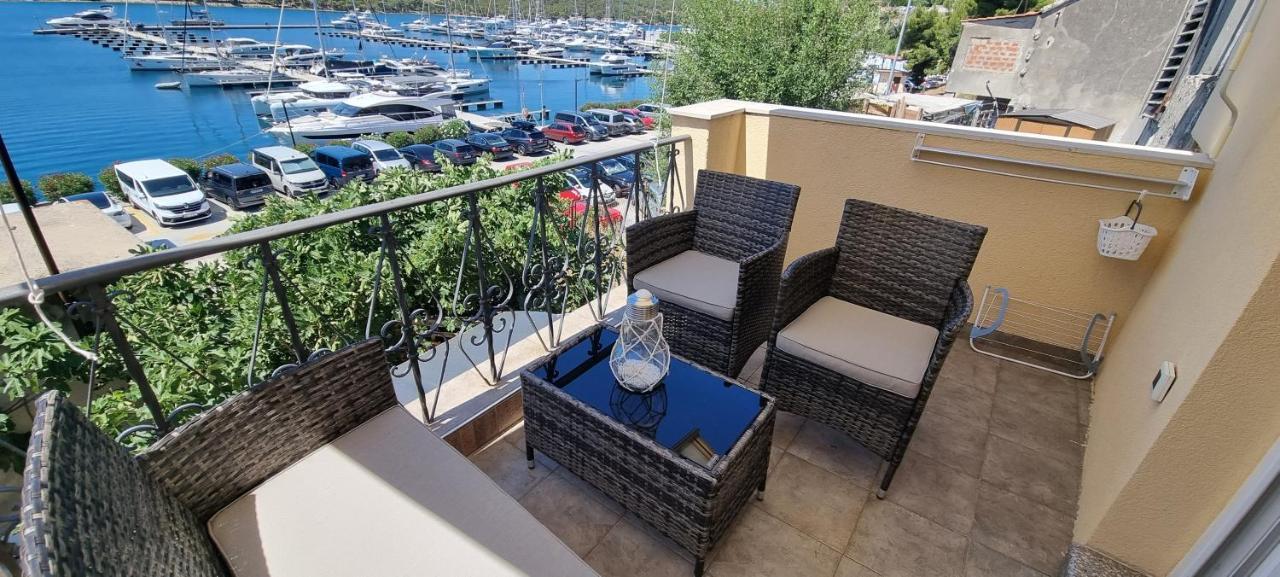 Apartment Lela Šibenik Buitenkant foto