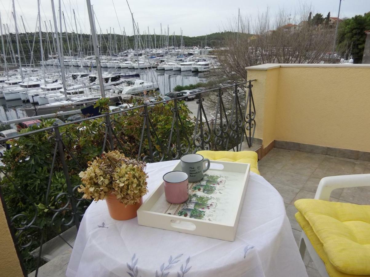 Apartment Lela Šibenik Buitenkant foto