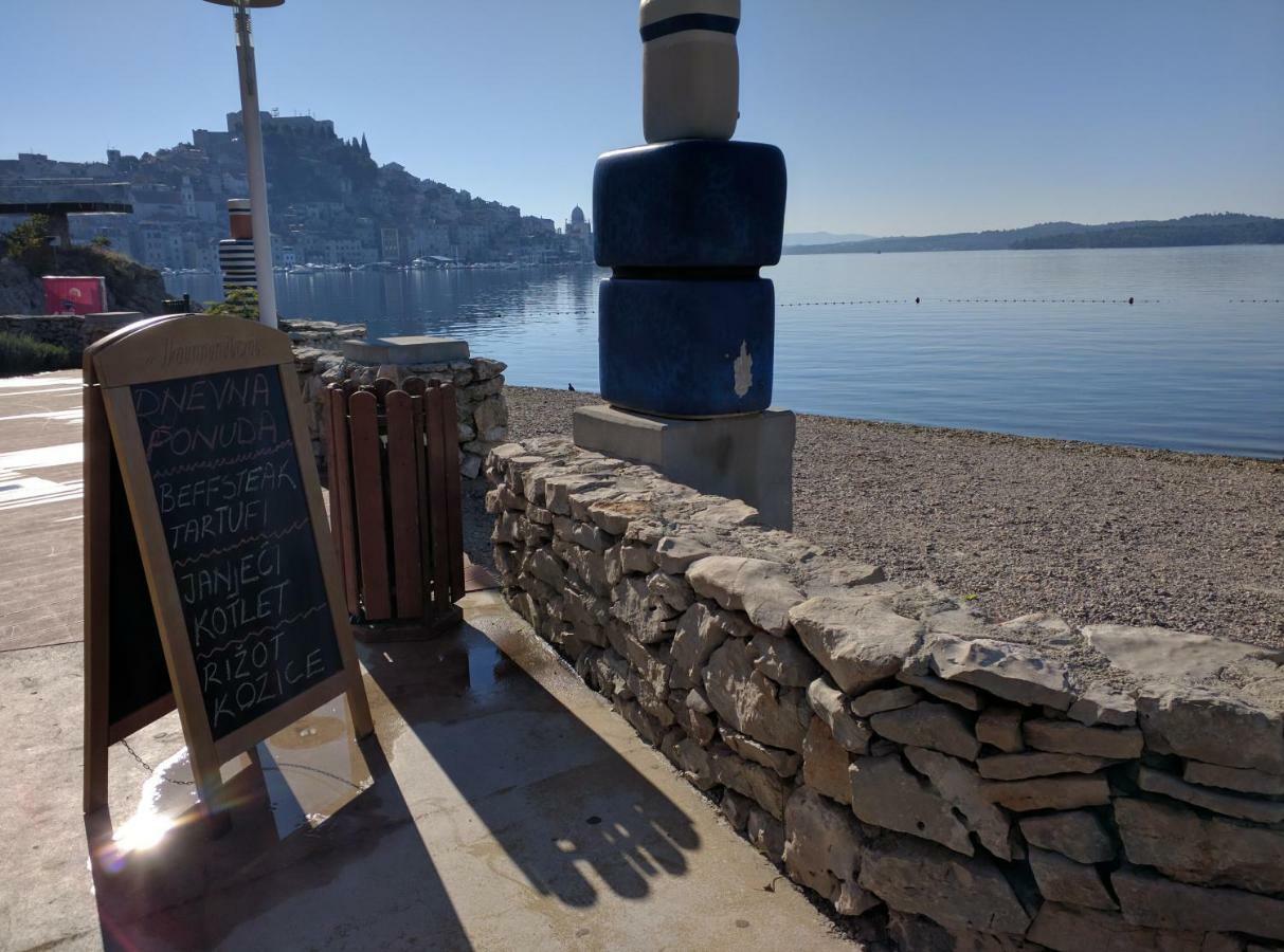 Apartment Lela Šibenik Buitenkant foto